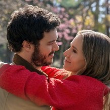 Kristen Bell i Adam Brody u seriji Nitko to ne želi