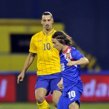 Zlatan Ibrahimović i Luka Modrić (Foto: AFP)