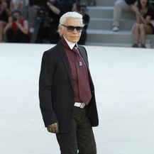 Karl Lagerfeld nakon revije modne kuće Chanel 2010. godine