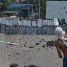 Prosvjedi na granici Venezuele i Kolumbije (Foto: AFP)