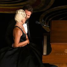 Lady Gaga i Bradley Cooper (Foto: AFP)
