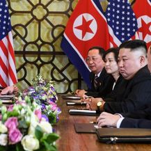Kim Jong Un s Donaldom Trumpom na summitu u Hanoiju (Foto: AFP)