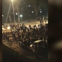 Kršenje mjera ispred Studentskog doma Stjepan Radić - 3