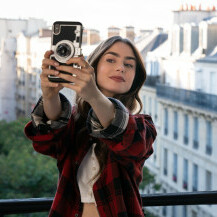 Emily u Parizu