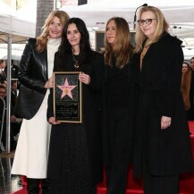 Laura Dern, Courteney Cox, Jennifer Aniston i Lisa Kudrow
