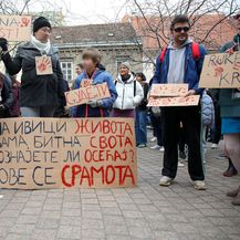Studenti iz tri hrvatska grada prosvjednom tišinom poduprli kolege u Srbiji