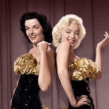 Jane Russell i Marilyn Monroe u filmu 'Muškarci više vole plavuše'