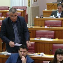 Neprimjereno ponašanje političara (Foto: Dnevnik.hr) - 3