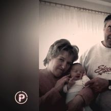 Obitelj Zukanović prije smrti supruga (Foto: Provjereno)