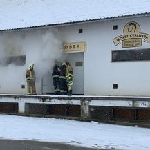 Požar u skladištu u Sloboštini kod Požege (Foto: A. M./034portal.hr) - 6