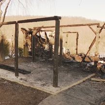Izgorjela kuća sedmeročlane obitelji iz Nove Ljeskovice (Foto: Dnevnik.hr)