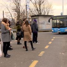 Dolazak botinečkog autobusa na stajalište (Foto: Dnevnik.hr)