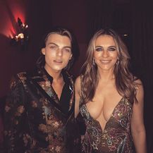 Elizabeth i Damian Hurley (Foto: Instagram)