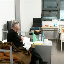 Centar za zbrinjavanje ljudi ostalih bez kuća u potresu u Sisku