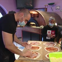 Pizza majstori pomažu u Petrinji