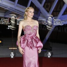 Diane Kruger u haljini Armani Privea