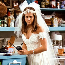Rachel Green u vjenčanici u prvoj epizodi prve sezone serije 'Prijatelji' - 2