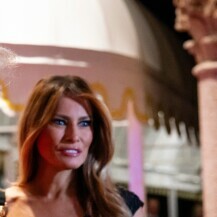 Melania Trump u crnoj haljini na dočeku nove godine