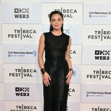 Modna izdanja Lucy Hale - 3