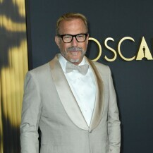 Kevin Costner - 4