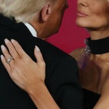 Melania Trump nosi glazirane nokte