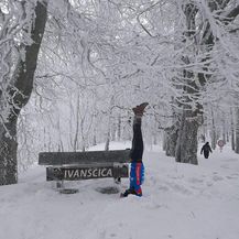 Tijekom zimskih mjeseci često se otisne na Ivanščicu