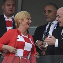 Predsjednica Kolinda Grabar-Kitarović u svečanoj loži na stadionu u Sočiju (Foto: AFP) - 2