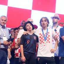Luka Modrić na pozornicu izveo 14-godišnjeg Petra Brckovića (FotoGoran Stanzl/PIXSELL