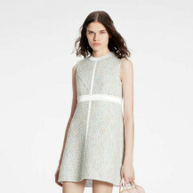 Naomi Campbell nisu mini haljinu modne kuće Louis Vuitton (2720 funti, oko 24.150 kuna)