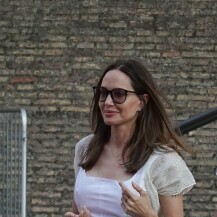 Angelina Jolie u posjetu Vatikanskim muzejima - 3