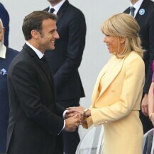 Emmanuel i Brigitte Macron na vojnoj paradi povodom obilježavanja pada Bastille