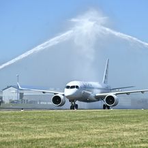 Novi Airbus A220 - 8