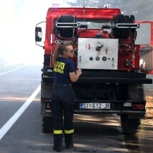 Hrabre vatrogaskinje u borbi protiv požara