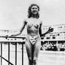 Micheline Bernardini u prvom modernom bikiniju