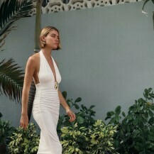 Zara haljina s halter ovratnikom, 15,99 eura