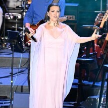 Nina Badrić na koncertu 