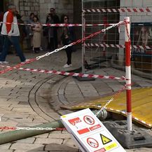 Zapelo čišćenje kanalizacije ispod Straduna (Foto: Dnevnik.hr) - 2