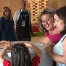 Luka Modrić iznenadio šestogodišnju Selenu (Foto: Dnevnik.hr) - 1