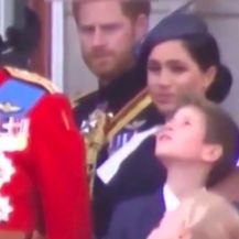 Meghan Markle i princ Harry (Foto: Screenshot Twitter)