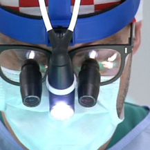 Kirurzi obavljaju transplataciju (Foto: Dnevnik.hr) - 2