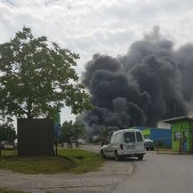 Požar u Grubišnom Polju (Foto: Elvis Lebinac)