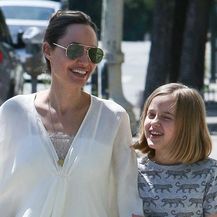 Angelina Jolie i Vivienne (Foto: Profimedia)