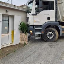 Kamion zapeo za kuću u Dubrovniku - 3