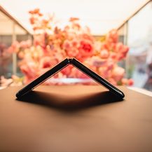 Samsung i Saša Šekoranja - 1