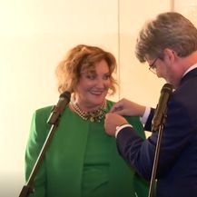 Tereza Kesovija dobila francusku medalju časnika - 2