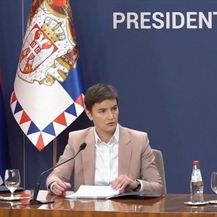 Premijerka Srbije ponudila ostavku - 2