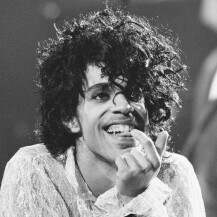 Prince je za javnost kreirao imidž velika zavodnika, a privatno je bio vrlo povučen i konzervativan