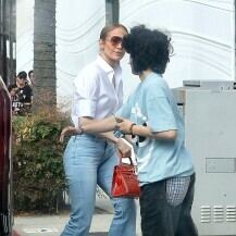 Jennifer Lopez u šopingu s kćeri Emme