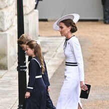Catherine Middleton u bijelom damskom izdanju