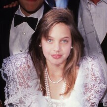 Angelina Jolie na Oscarima 1986.